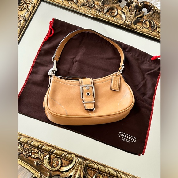 Coach Hamptons Leather Shoulder Buckle Barbie Bag 7542 RARE Tan with Dust Bag - Picture 10 of 12